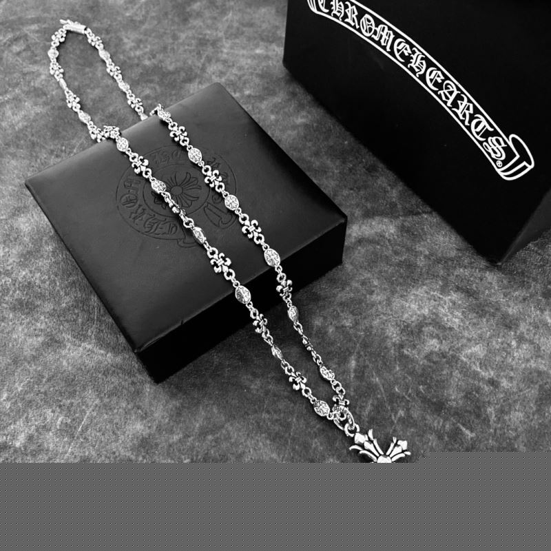 Ch**me He**ts necklaces